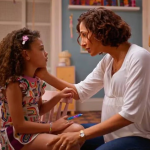 Nova vilã em Dona de Mim? Ellen envolve Sofia em