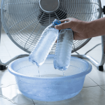 O truque do ventilador e gelo realmente funciona ou é