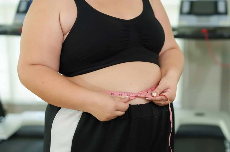 Obesidade abdominal e perda muscular aumentam risco de morte após