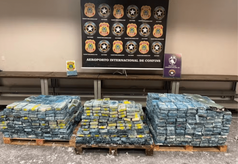 PF apreende 1,2 tonelada de cocaína em Minas Gerais e