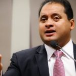 PF mira senador Weverton Rocha em nova fase da Operação