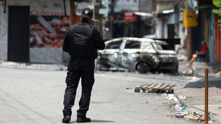 PF prende dois sargentos do RJ suspeitos de vazarem informações