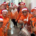 Papai Noel do Corpo de Bombeiros leva esperança e emoção