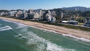 Praia Brava pode desbancar Balneário Camboriú em valorização
