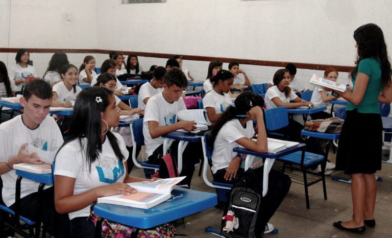 Pré-matrícula para a rede estadual de ensino segue aberta até