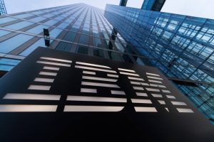 Quem foi Louis Gerstner, o CEO que salvou a IBM