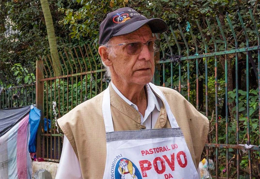 Religiosos e lideranças prestam solidariedade ao padre Júlio Lancellotti