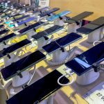 Smartphones devem ficar mais caros em 2026; e o motivo