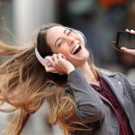 Som do celular baixo? Veja 6 ajustes que melhoram o