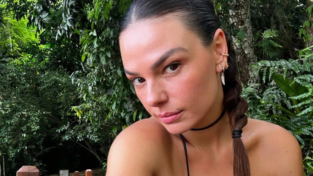 Stalker que perseguia Isis Valverde há 20 anos é preso