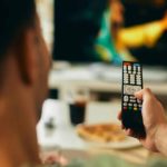 TV travando? Veja 5 formas de corrigir a televisão smart
