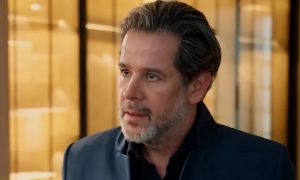 Três Graças: Ferette suspeita de infiltrado na mansão e faz