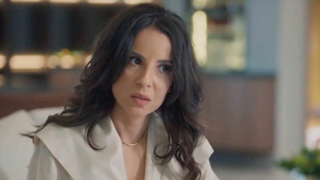 Três Graças: Zenilda finalmente enxerga armardilhas e toma decisão