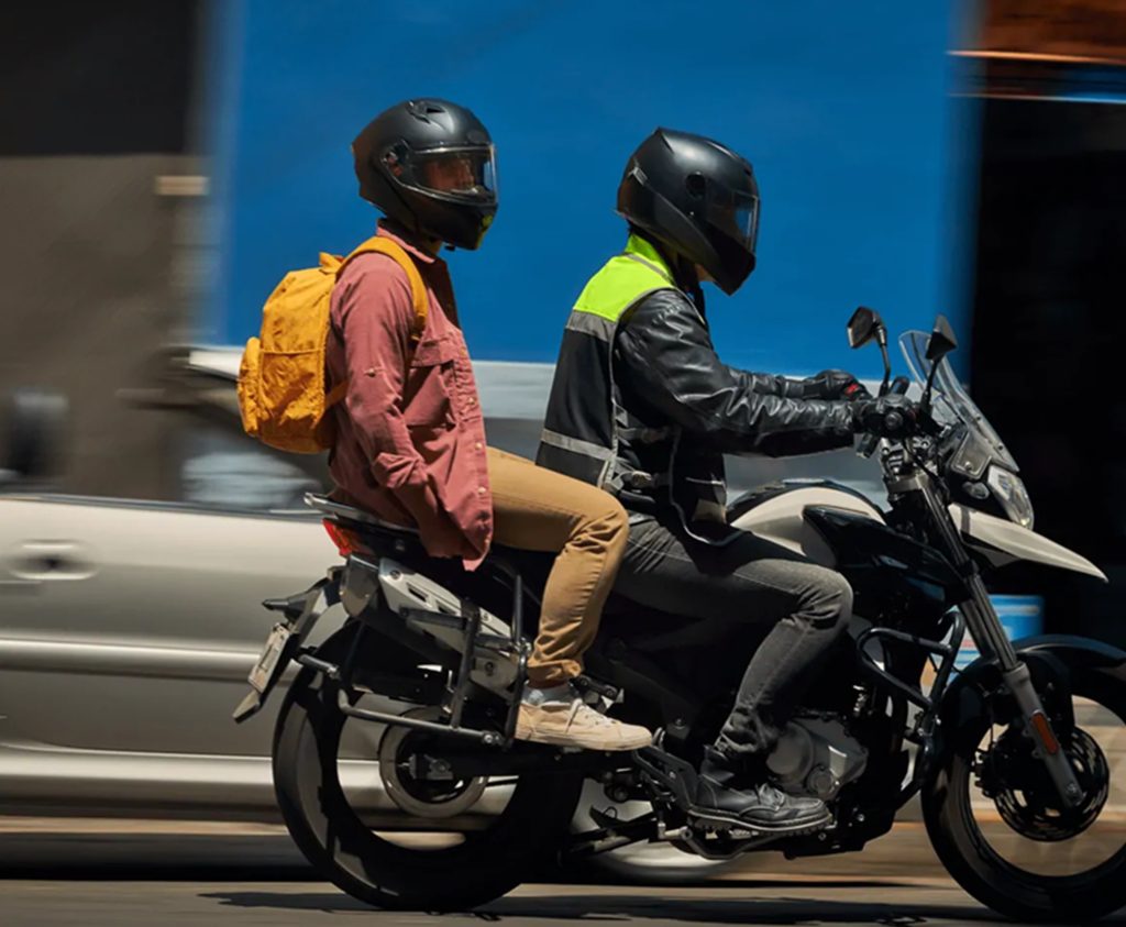 Uber e 99 suspendem retorno de mototáxis em São Paulo;
