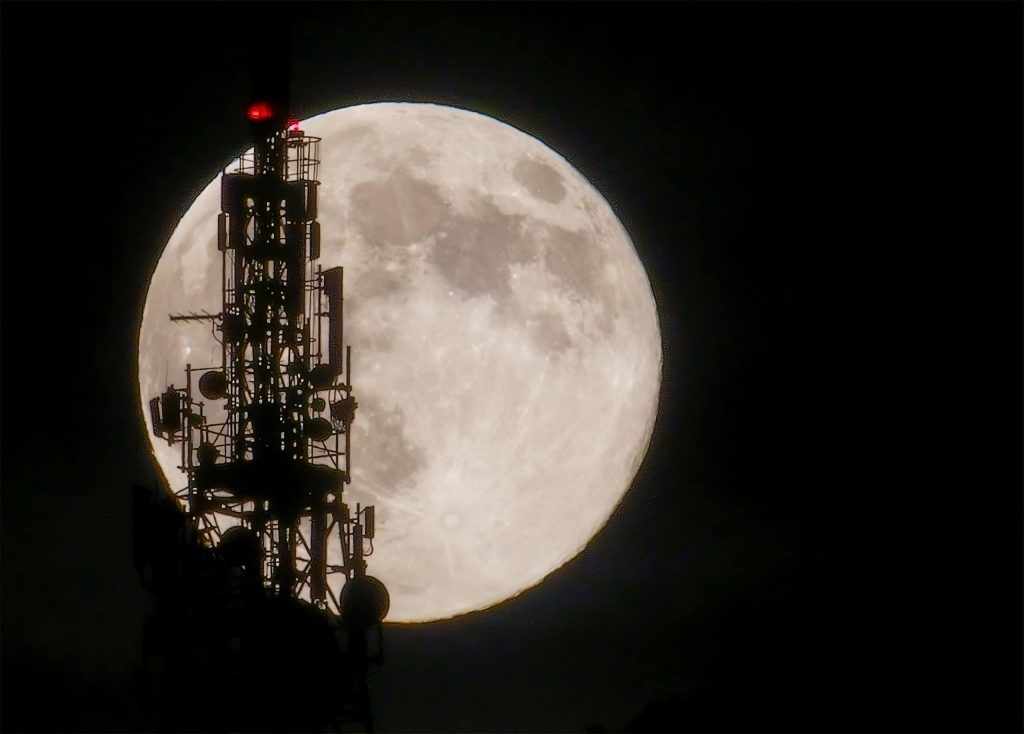 Última Superlua de 2025 ilumina os céus – veja imagens