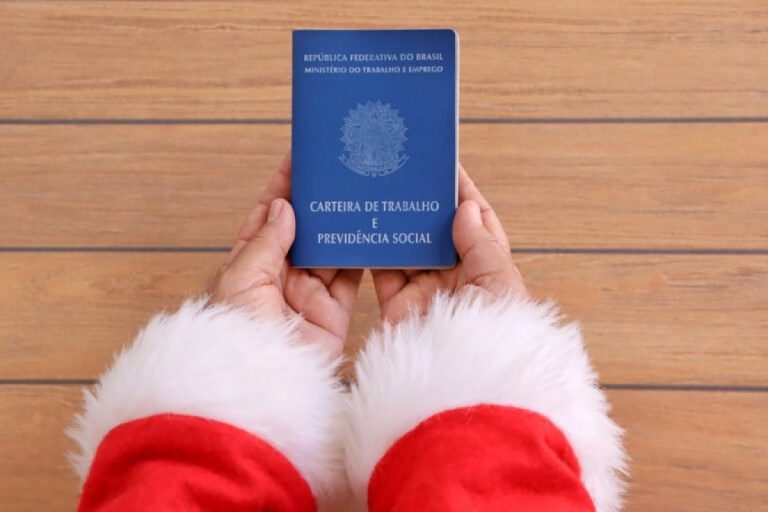 Vai trabalhar durante o Natal ou Ano-Novo? Confira quais são