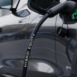 Venda de eletrificados cresce no Brasil e modelos plug-in puxam