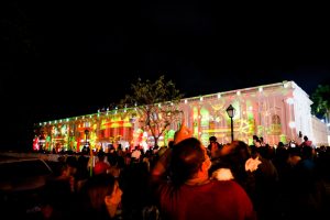 Vídeo mapping, festival gospel e Vila Encantada embalam fim de