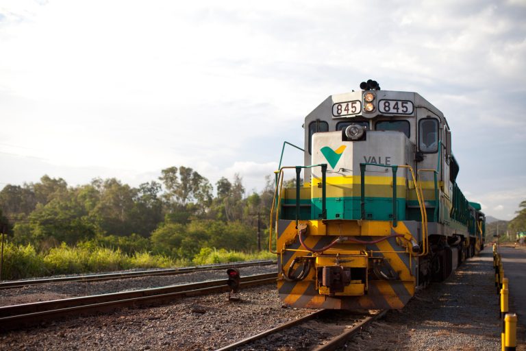 ferrovia centenária amplia viagens entre MG e ES