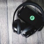 5 sites para ouvir audiolivros de graça