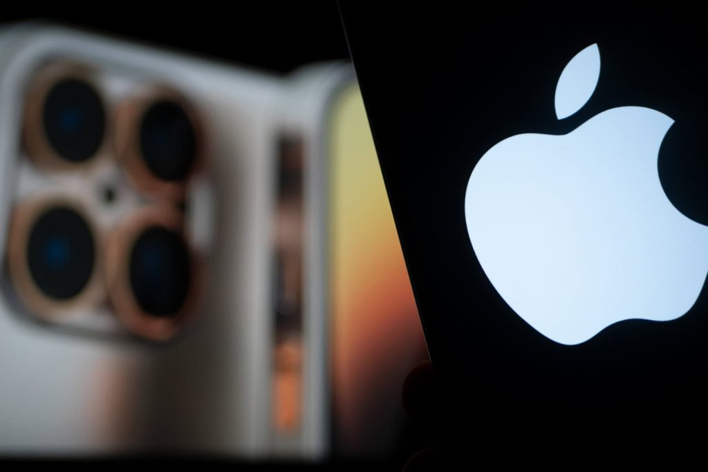 Apple cresce 16% no trimestre puxada pelas vendas do iPhone