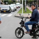 Bicicleta elétrica precisa de CNH e placa em 2026? Entenda