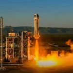 Blue Origin lança seis pessoas ao espaço esta semana em