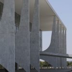 Brasil faz doação de material militar para Uruguai e Paraguai