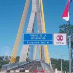 Caminhoneiros ficam até 24 horas na ponte Brasil-Paraguai