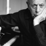 Compositor Philip Glass cancela estreia de sinfonia no Kennedy Center