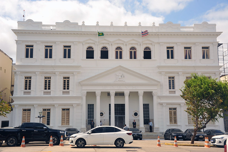 Crise no Banco de Brasília acende alerta sobre R$ 30