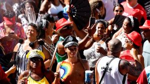 Embaixada dos EUA recomenda evitar favelas no Carnaval