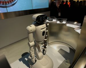 Entrevista: confira os robôs que encontramos na CES 2026!