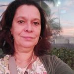 Filha de Olavo de Carvalho é encontrada morta em casa