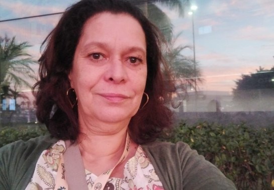 Filha de Olavo de Carvalho é encontrada morta em casa