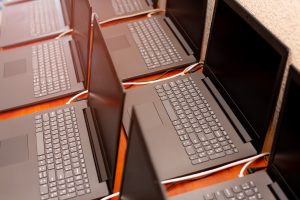 Fim dos computadores pessoais? Escassez de memória gera crise no