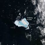 Foto mostra o maior iceberg do mundo prestes a colapsar