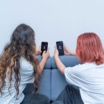 França propõe proibir redes sociais para menores de 15 Anos