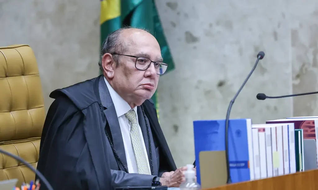 Gilmar Mendes rejeita pedido de prisão domiciliar para Bolsonaro