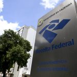 Governo rebate fake news sobre imposto de renda dos professores