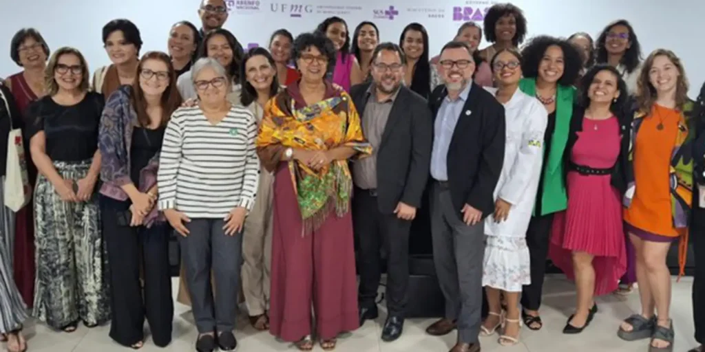 Governo reforça SUS com 760 profissionais em enfermagem obstetrícia