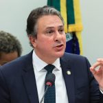 MEC deve reajustar piso de professores em R$ 18,10 para