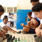 MEC fará pesquisa sobre impacto da restrição de celular nas