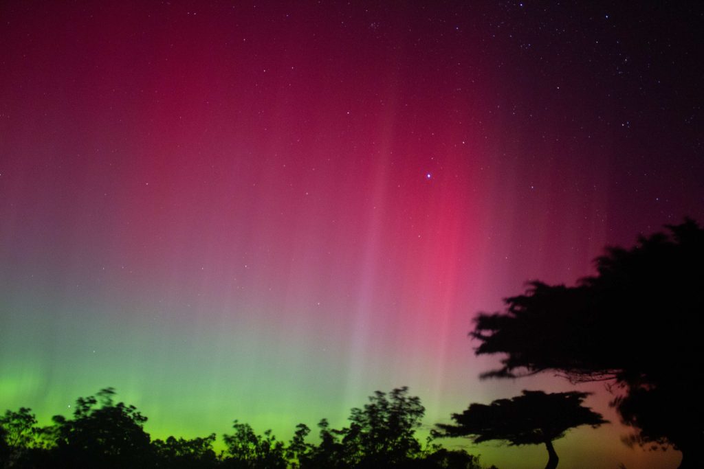 Mistério violeta: céu da Serra Gaúcha intriga cientistas e ganha
