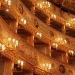 Músicos da Ópera La Fenice, em Veneza, manifestam-se contra o
