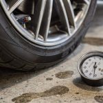 O ajuste simples nos pneus que faz o carro parar