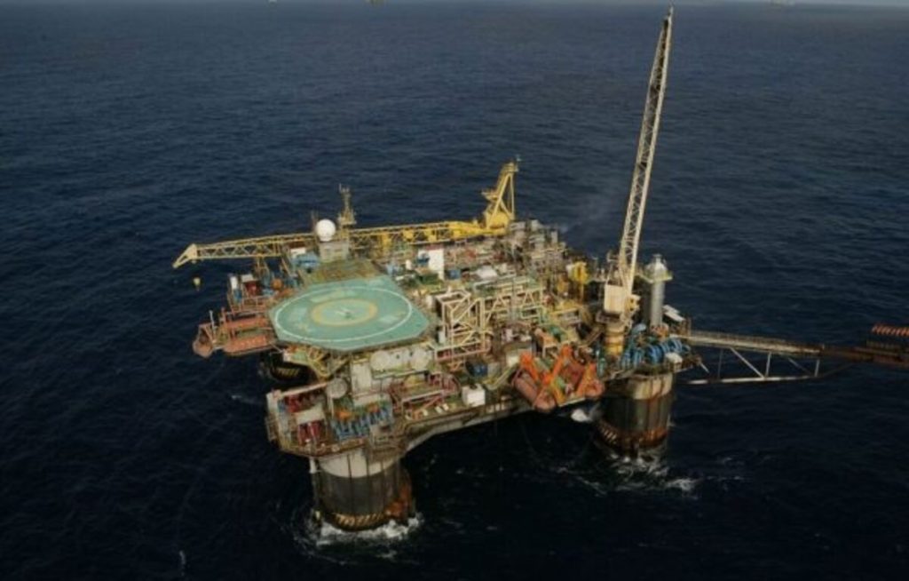 Petróleo supera soja, lidera exportações brasileiras e projeta novo recorde
