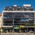 Prédios que produzem energia já estão revolucionando cidades pelo Brasil