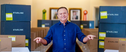 Rede pública de ensino do Maranhão recebe anúncio de internet