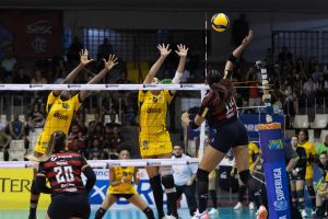 Sesc Flamengo e Brasília Vôlei duelam em São Luís pela